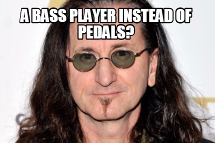 a-bass-player-instead-of-pedals