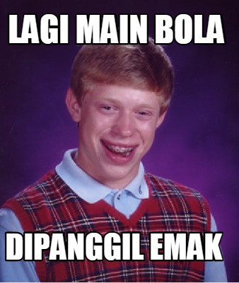 lagi-main-bola-dipanggil-emak